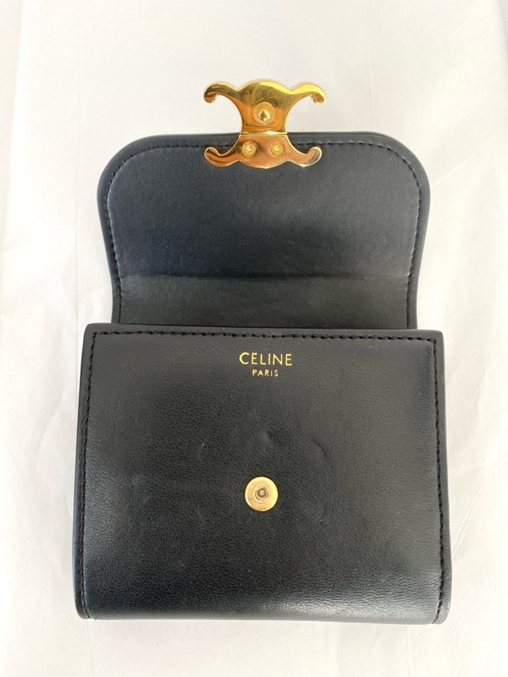 Celine SMALL FLAP WALLET TRIOMPHE IN SHINY CALFSKIN - Picture 7 of 15